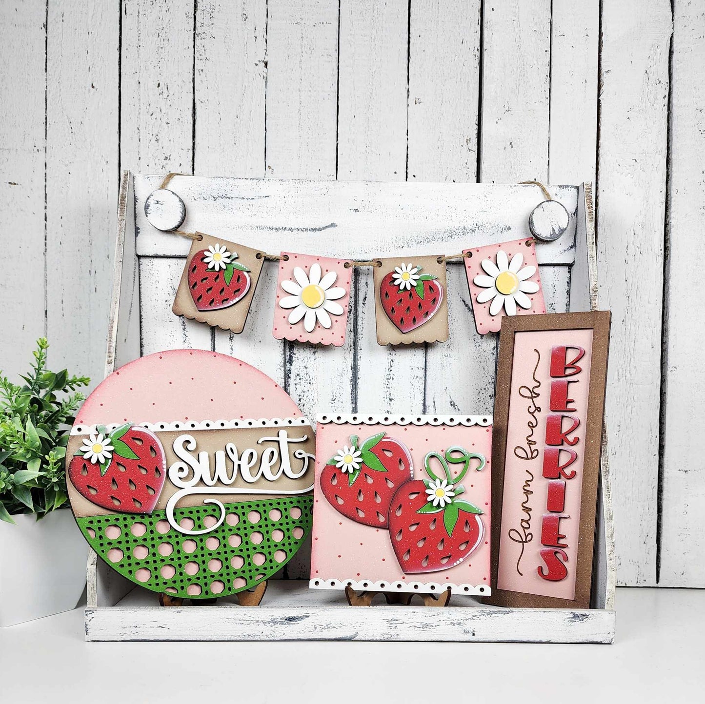 Berry Sweet Tiered Tray Decor