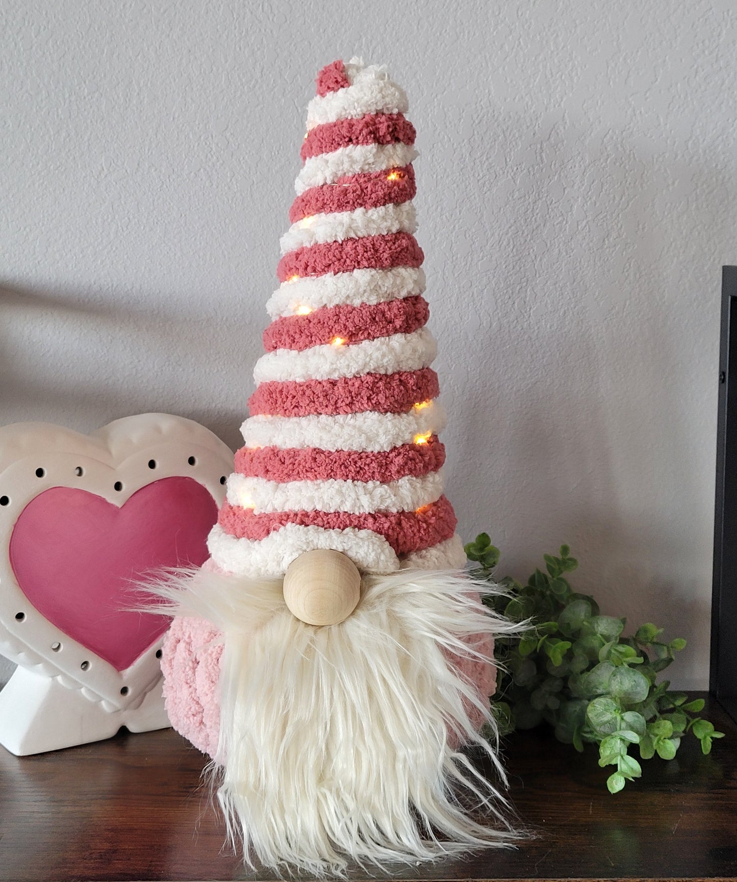 1/6 Finger Knit Gnome 6pm