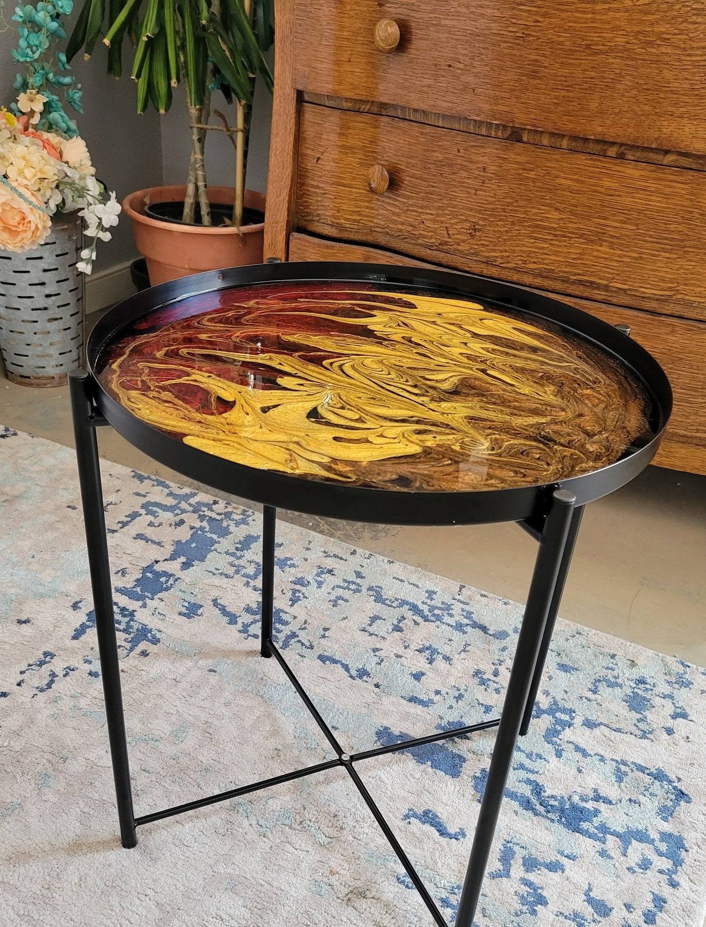 7/8 @ 6pm Shimmer Pour Side Table -- Resin Art Class