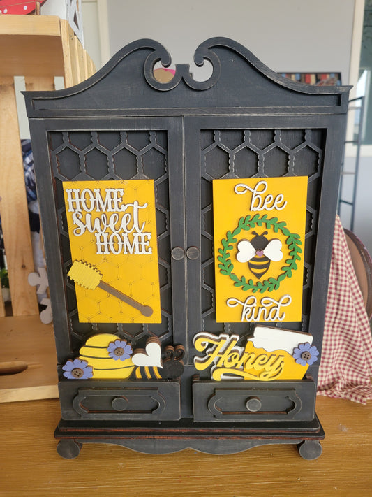 Bee Insert
