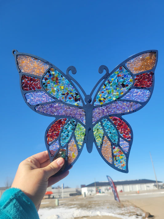 5/28 @ 6PM Glass and Resin Suncatcher Workshop